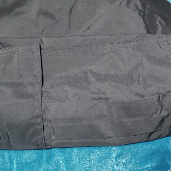 Mens snow pants like new - Picture 4 of 8